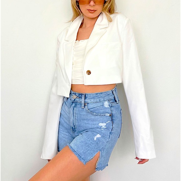 🆕🌿🤍SHE + SKY: WHITE Cropped Blazer SMALL MEDIUM - Picture 3 of 6